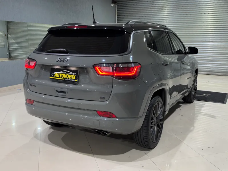 Jeep Compass Cinza