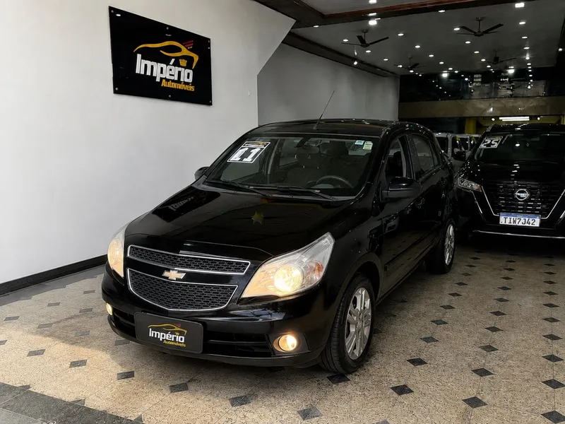 Chevrolet Agile Preto