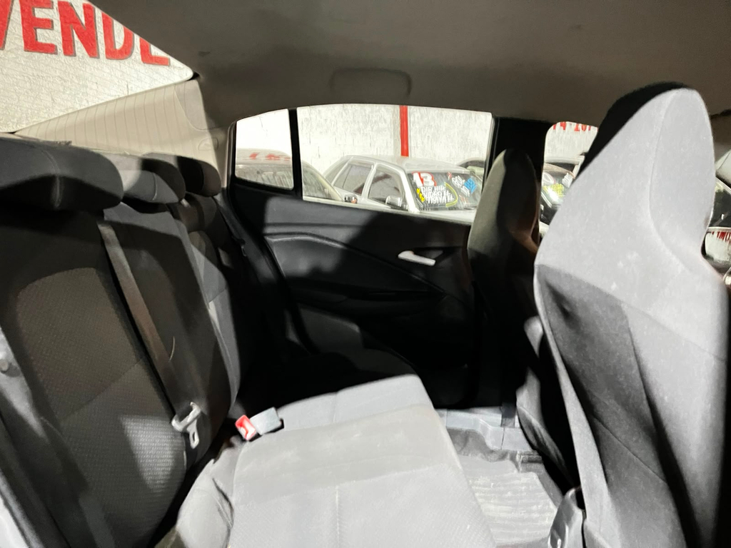 Chevrolet Onix Preto