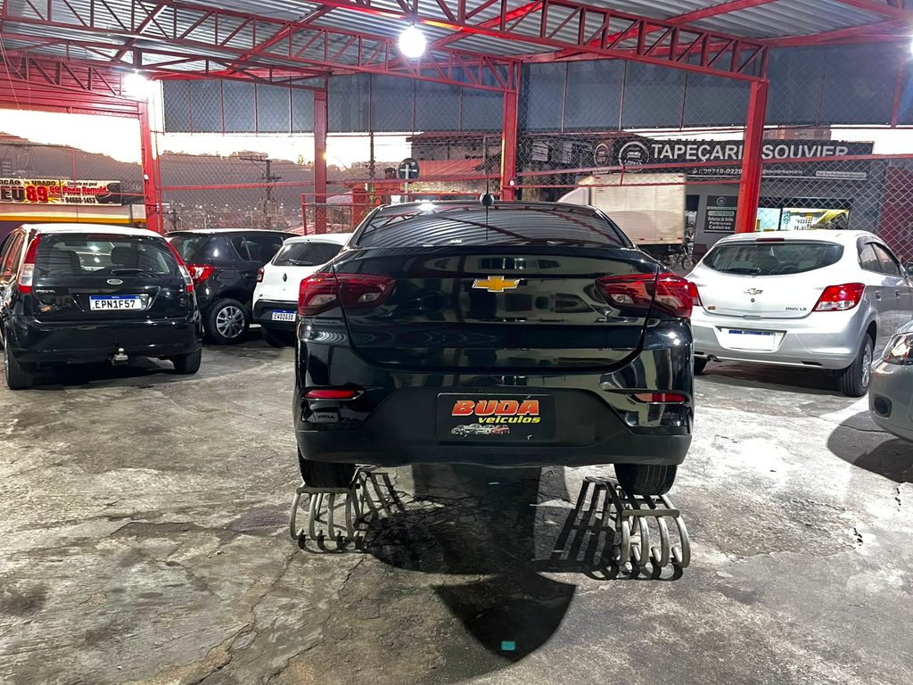 Chevrolet Onix Preto