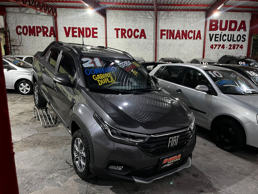Fiat Strada Volcano Cinza