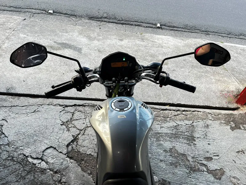 Honda CG 160 Prata