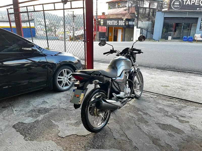 Honda CG 160 Prata