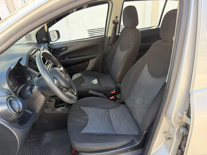 Fiat Uno Prata