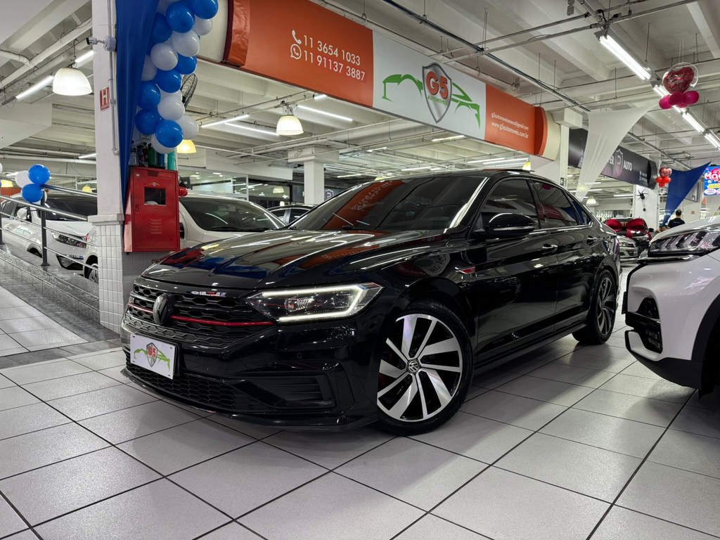 foto do veículo Volkswagen Jetta  JETTA GLI 350 TSI 2.0 16V 4P AUT.