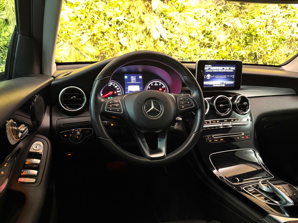 Mercedes Benz GLC 250 Preto