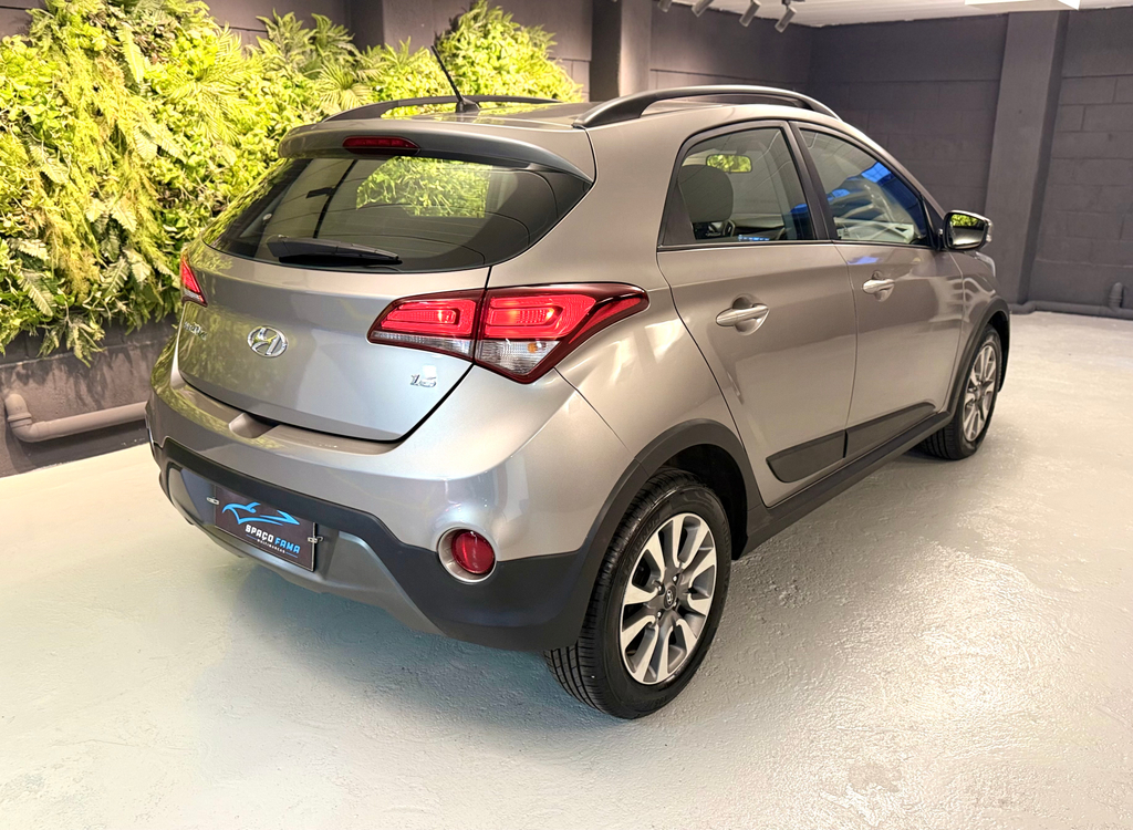 Hyundai HB20X Prata