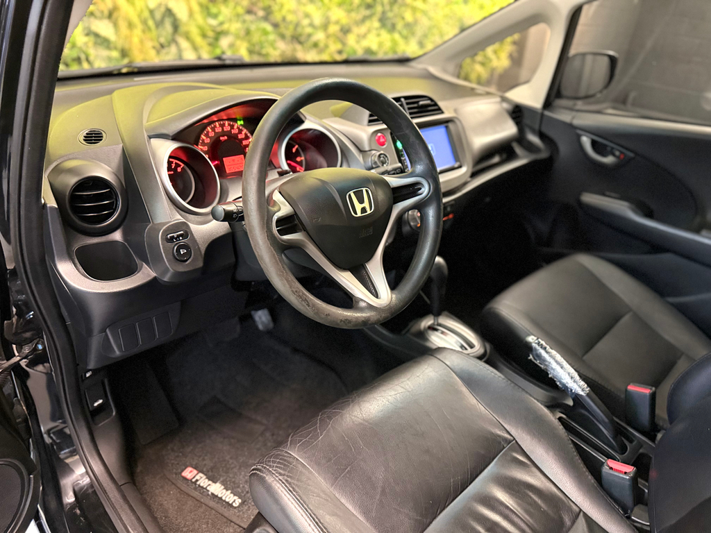 Honda Fit Preto
