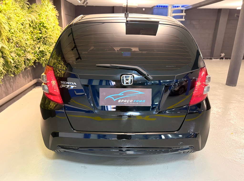 Honda Fit Preto