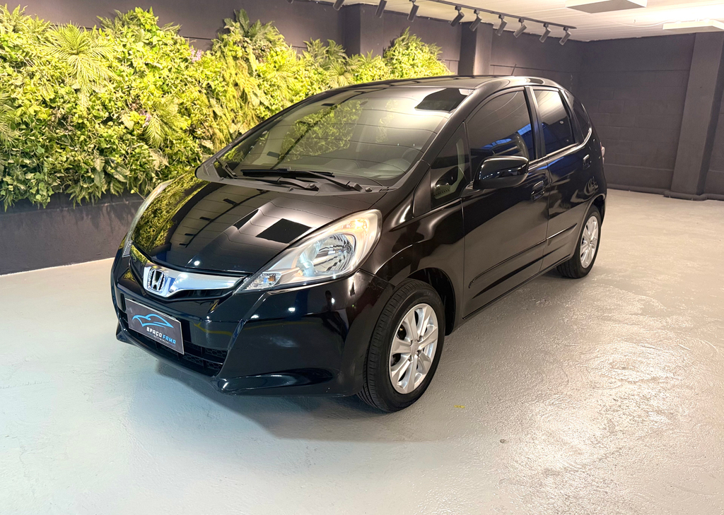 Honda Fit Preto