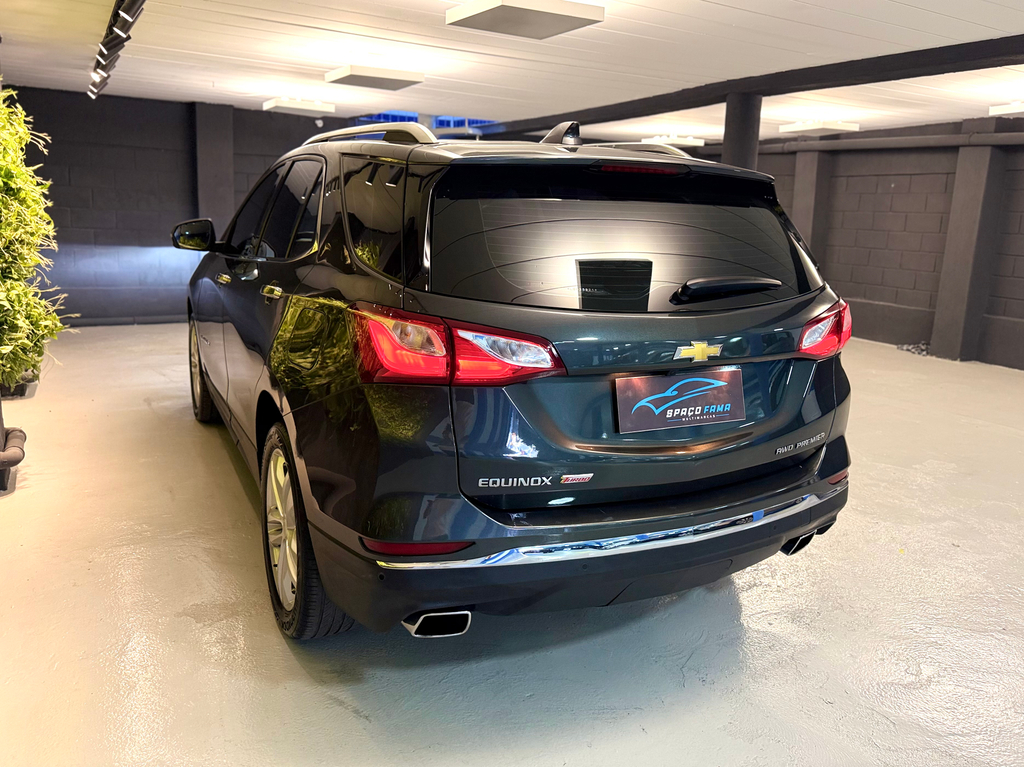 Chevrolet Equinox Cinza