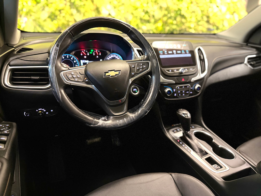 Chevrolet Equinox Cinza