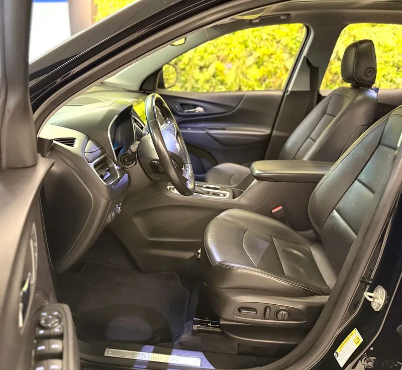 Chevrolet Equinox Preto