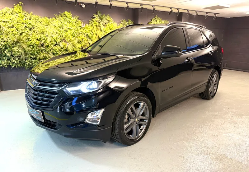 Chevrolet Equinox Preto