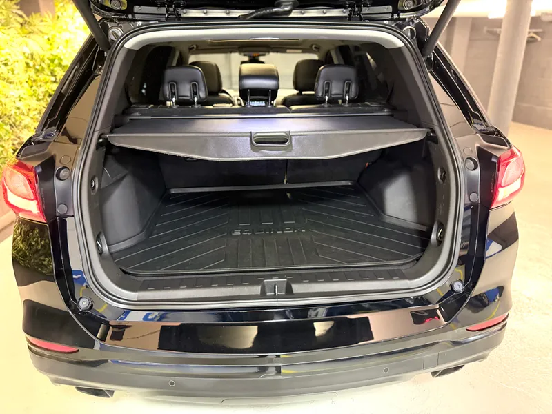 Chevrolet Equinox Preto