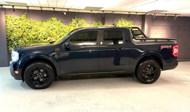 Ford Maverick Azul