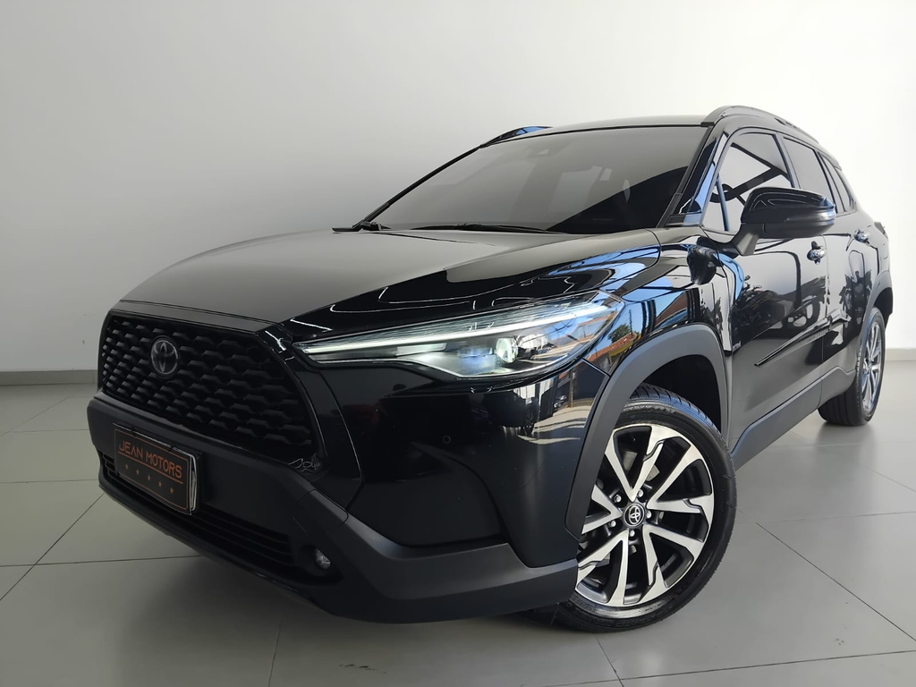 Toyota Corolla Cross Preto