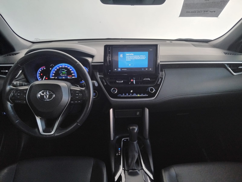 Toyota Corolla Cross Preto