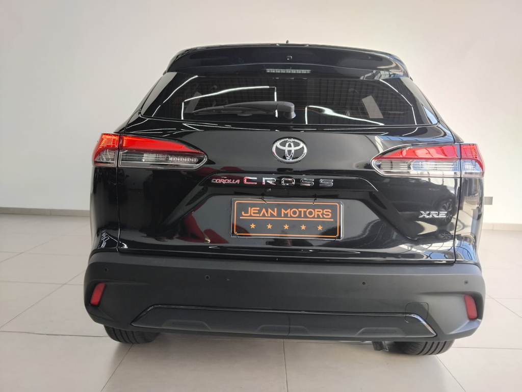Toyota Corolla Cross Preto