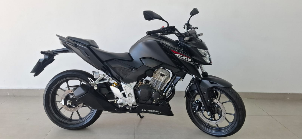 Honda CB 300F Preto