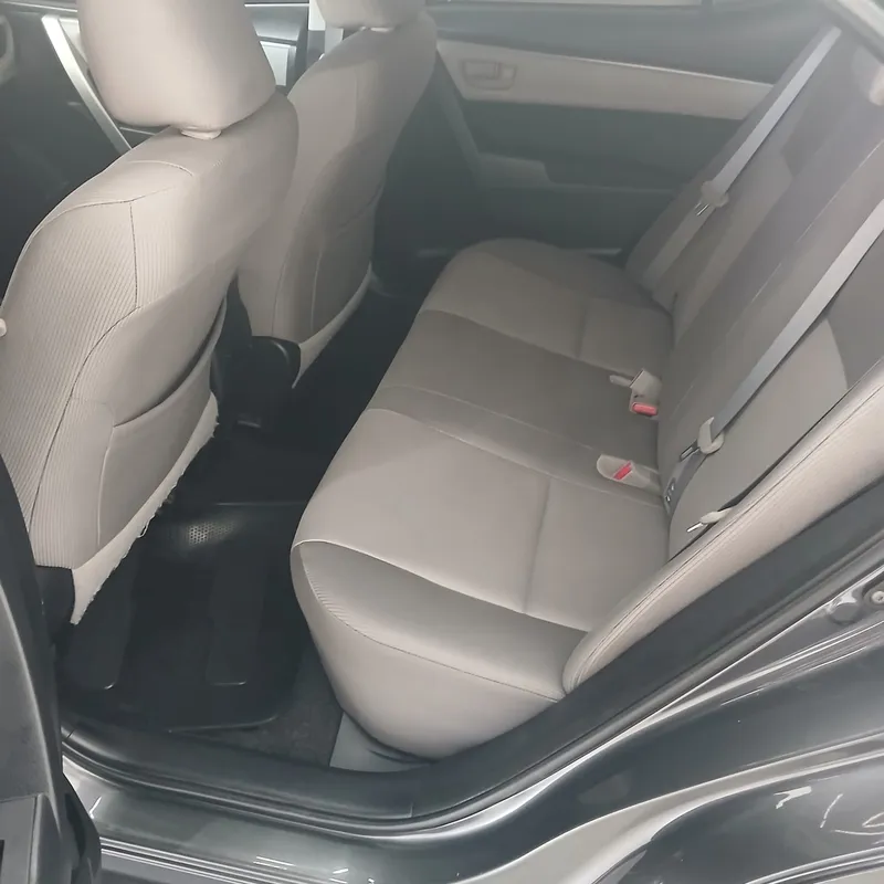 Toyota Corolla Cinza
