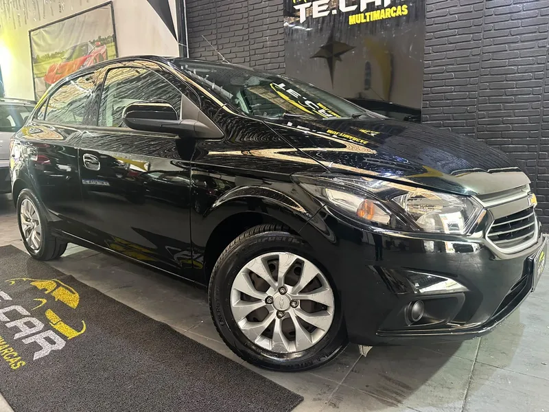 Chevrolet Onix 2018 à venda