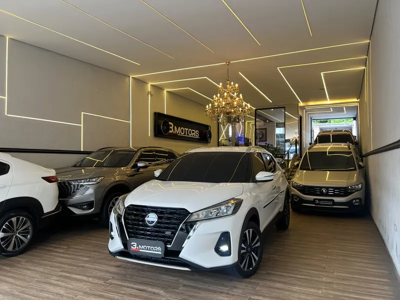 Nissan Kicks Branco