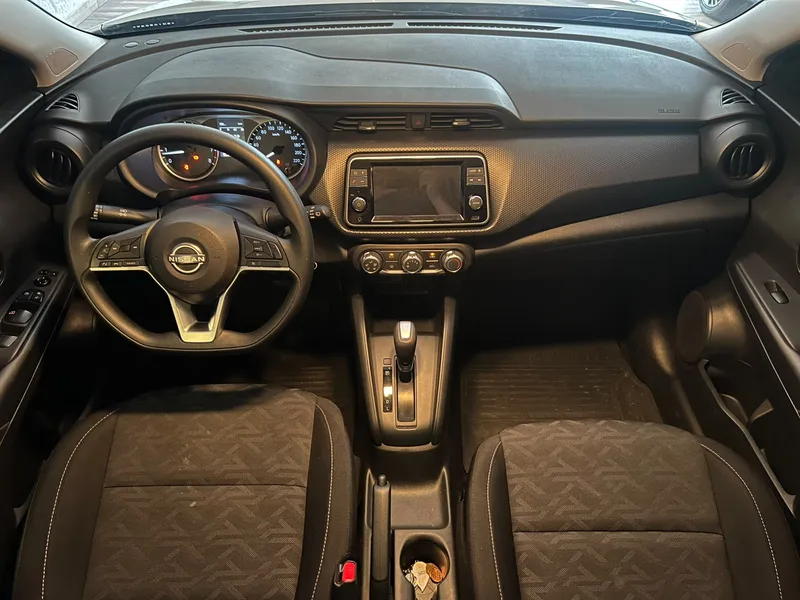 Nissan Kicks Branco