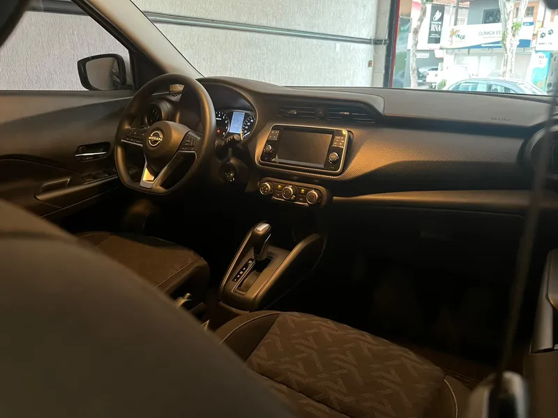 Nissan Kicks Branco