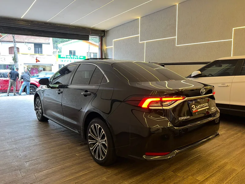 Toyota Corolla Preto