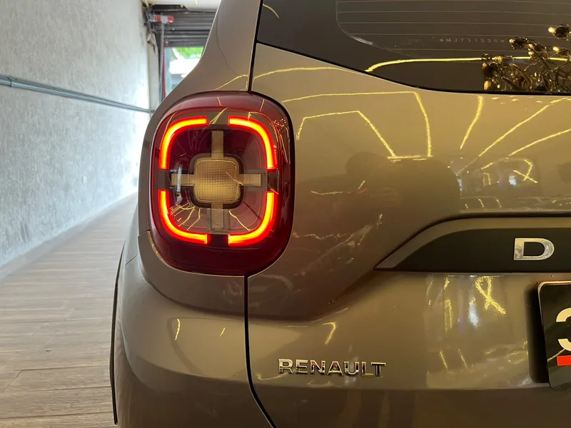 Renault Duster Cinza