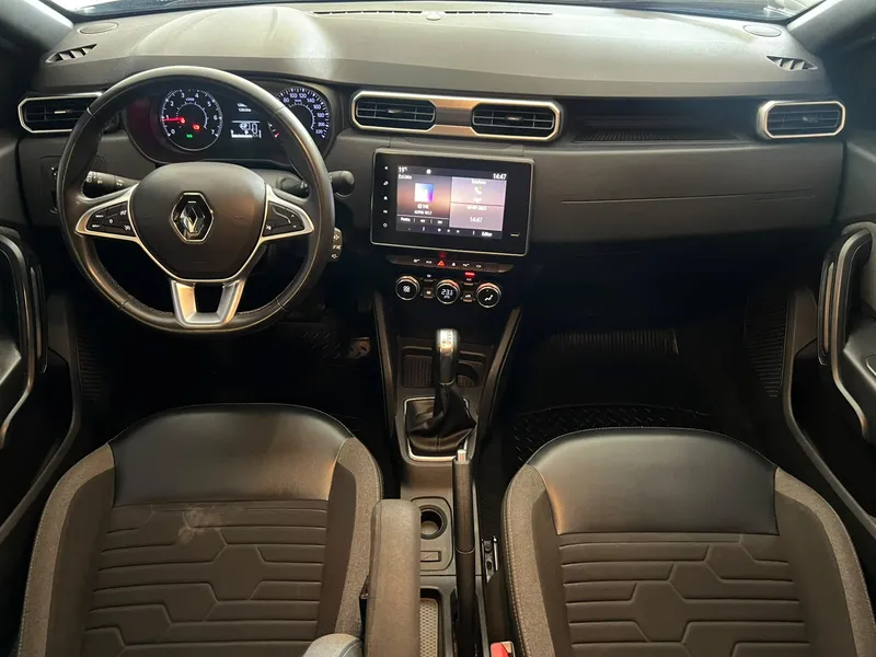 Renault Duster Cinza