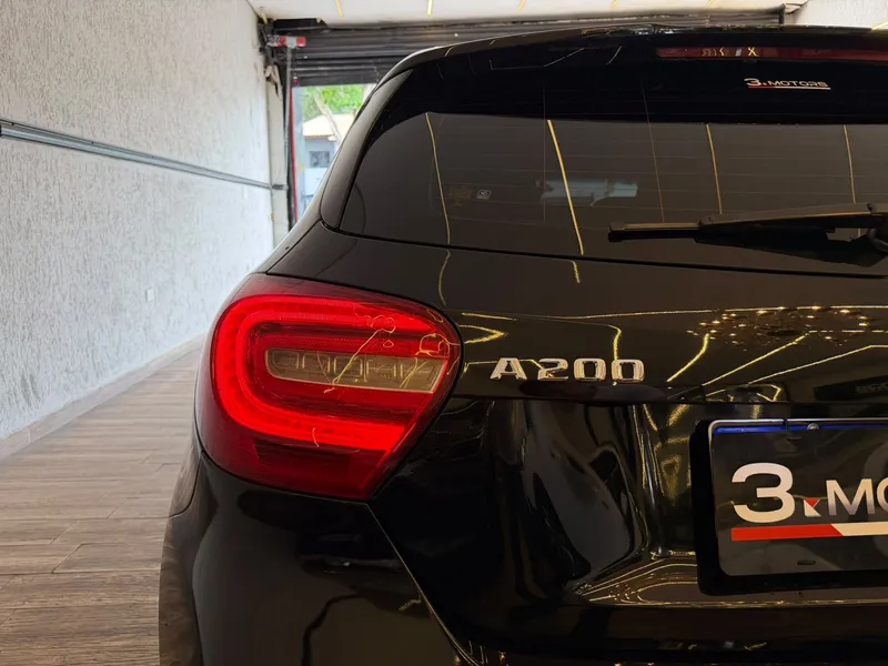 Mercedes Benz A 200 Preto
