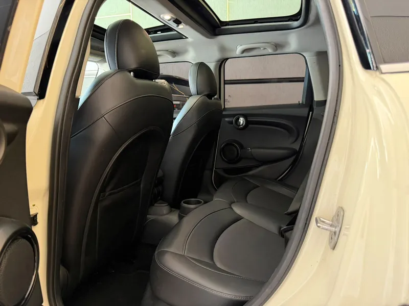 Mini Cooper Branco