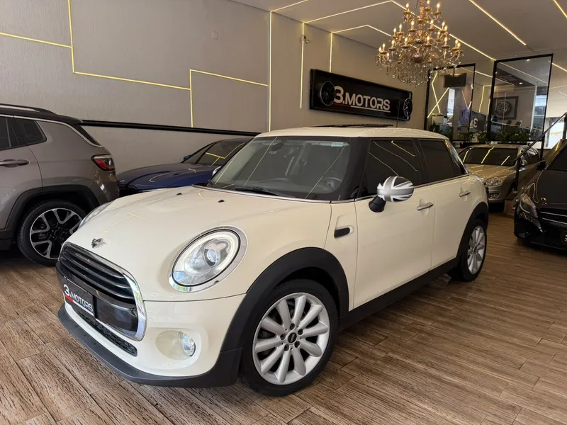 Mini Cooper Branco