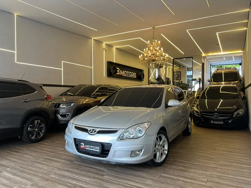 Hyundai i30 Prata