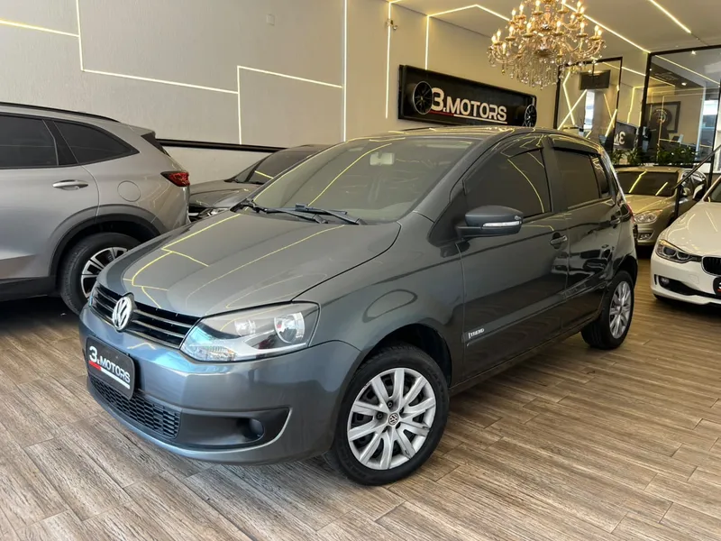 Volkswagen Fox Cinza