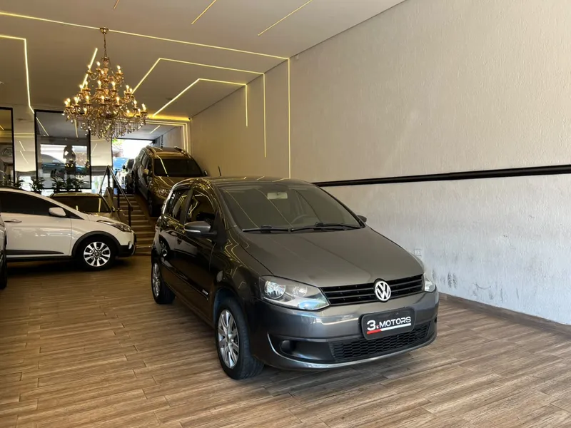 Volkswagen Fox Cinza