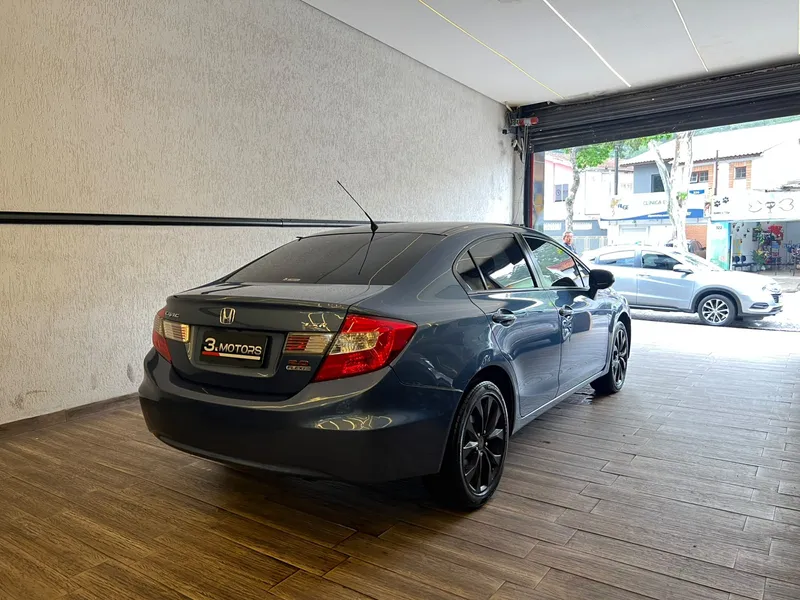 Honda Civic Azul