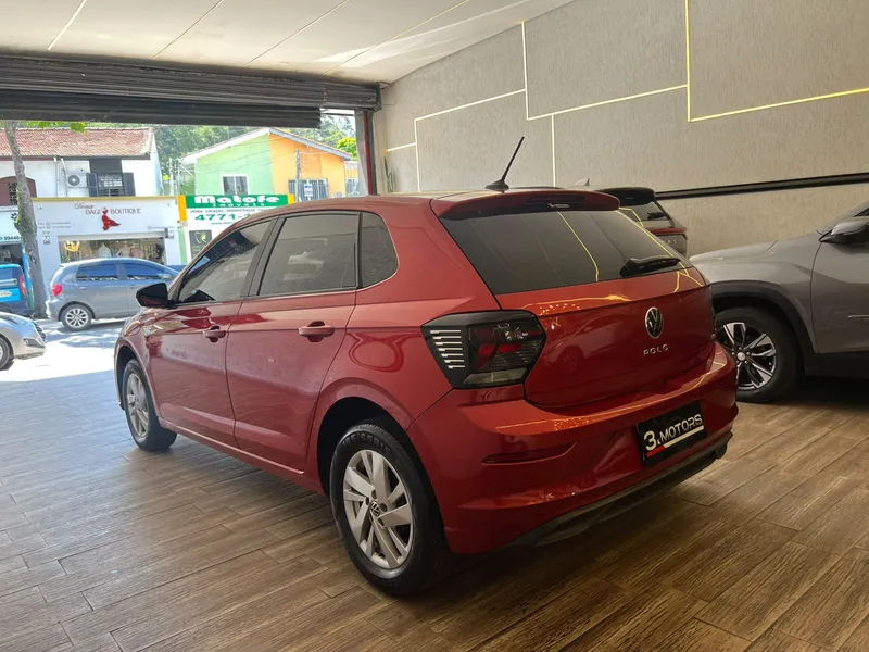 Volkswagen Polo Vermelho