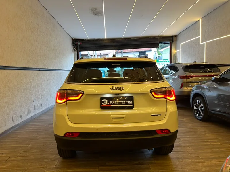 Jeep Compass Branco