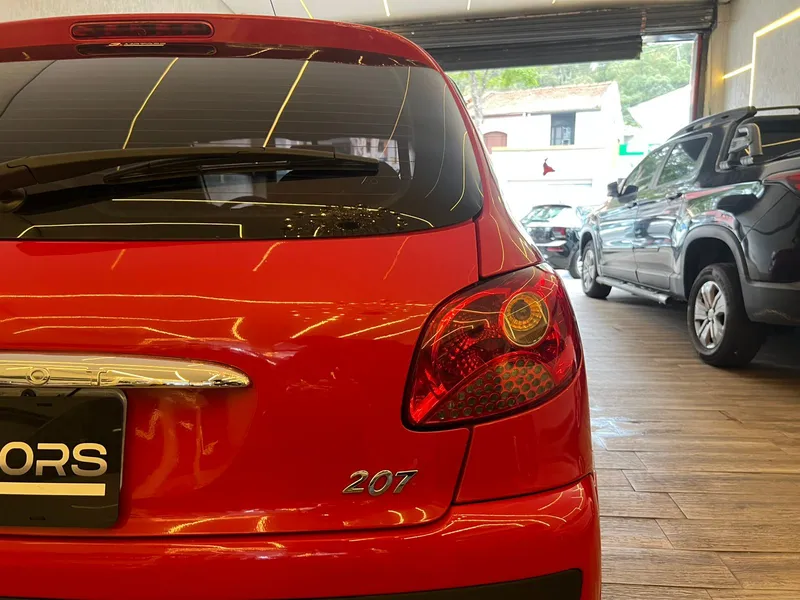 Peugeot 207 Vermelho