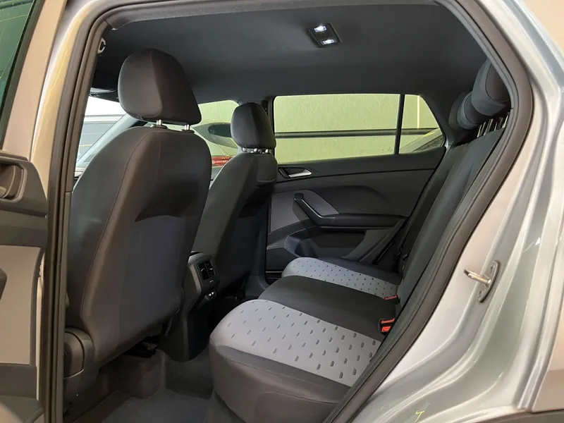 Volkswagen T-Cross Prata