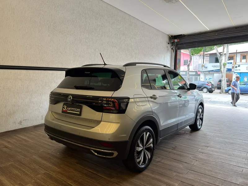 Volkswagen T-Cross Prata
