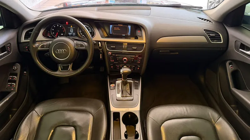 Audi A4 Preto