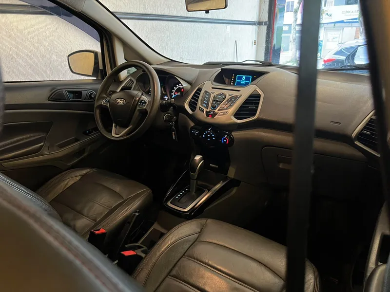 Ford EcoSport Branco