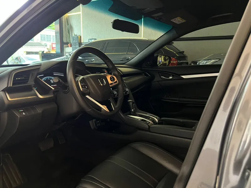 Honda Civic Cinza