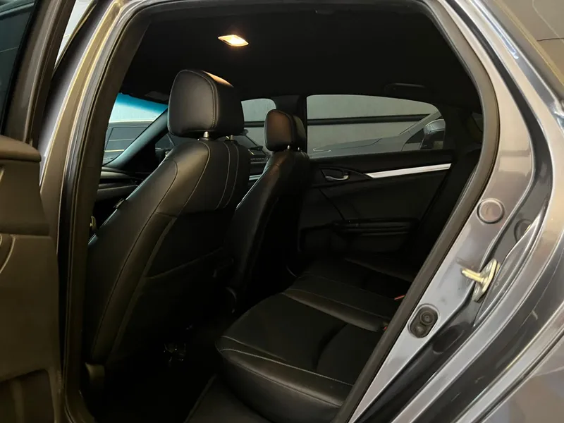 Honda Civic Cinza