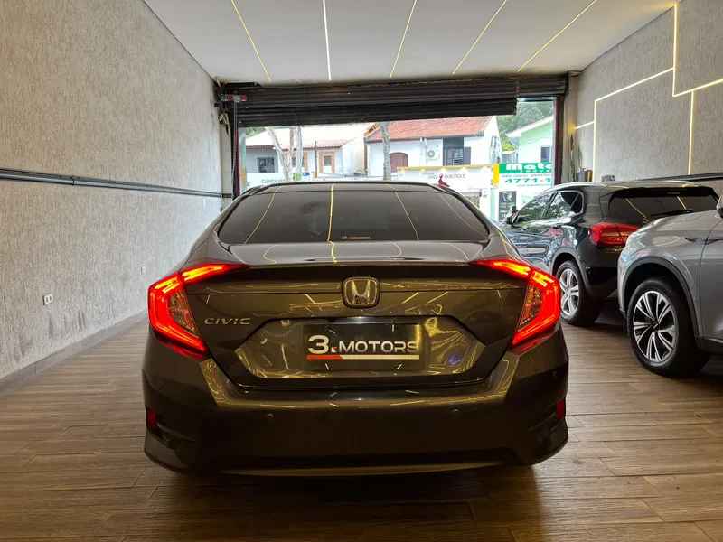 Honda Civic Cinza