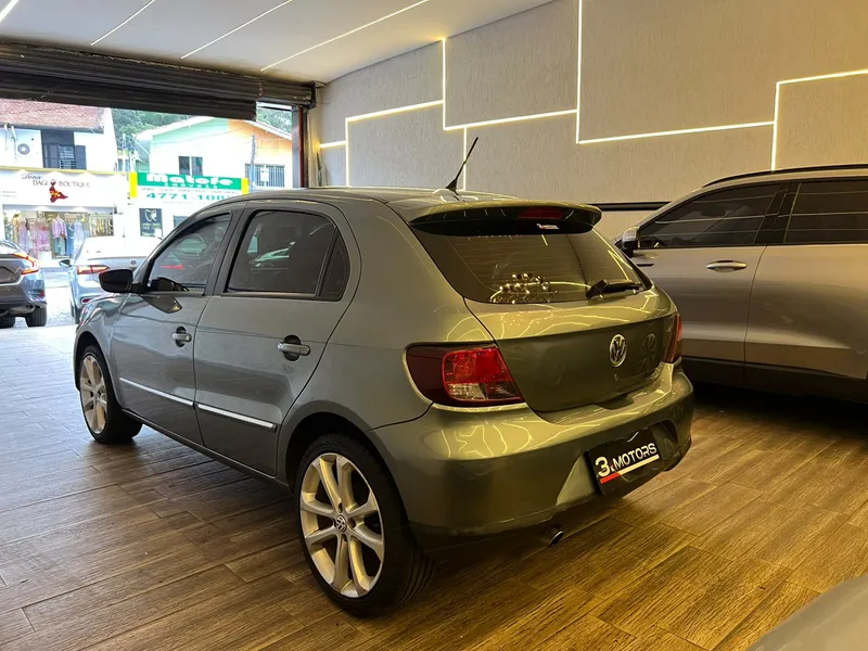 Volkswagen Gol Cinza